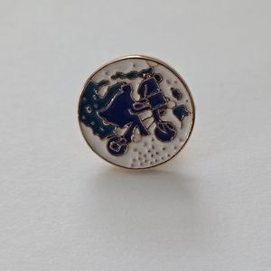 ET Bike Scene Pin